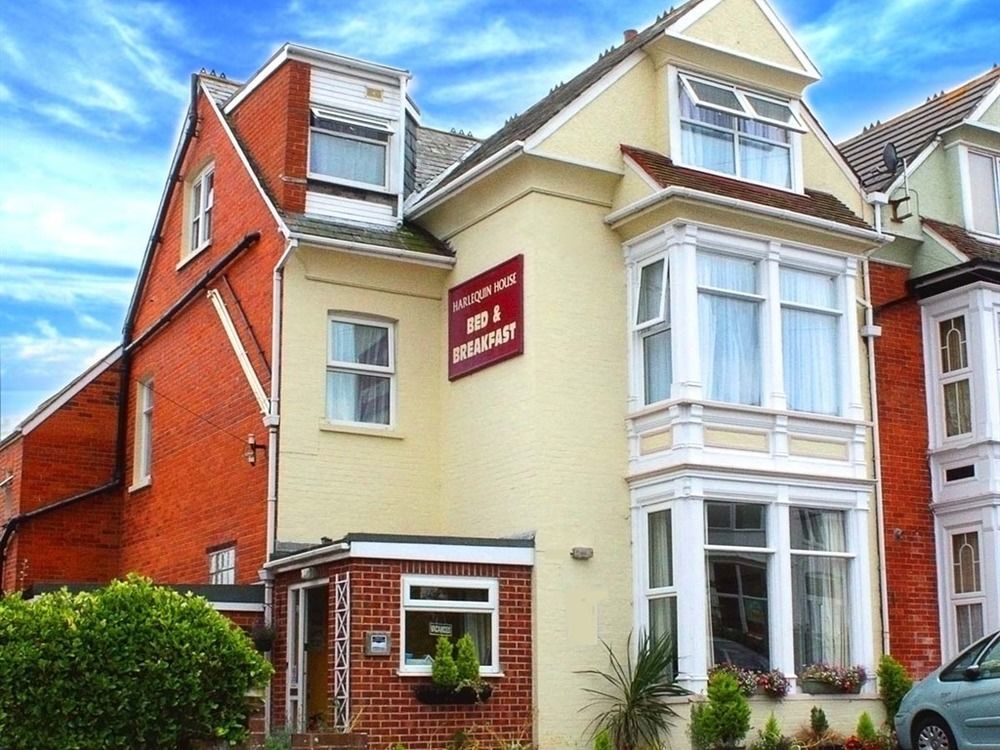 Harlequin Guest House With Parking Weymouth Esterno foto
